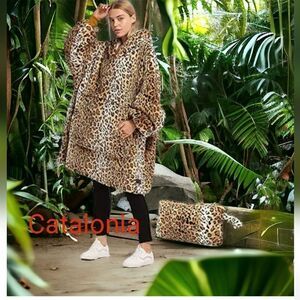 Catalonia lepord wrap